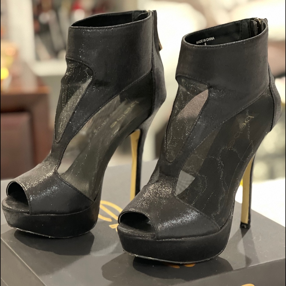 Bebe peep toe mesh bootie